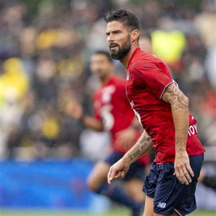 Giroud's incredible body defies his years