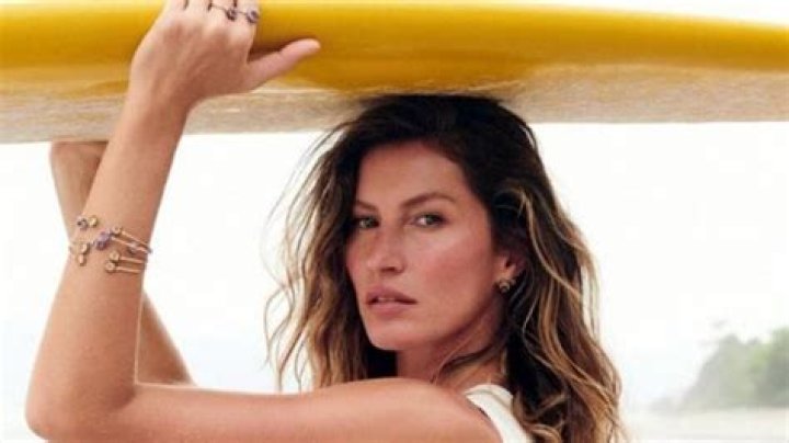 Gisele Bundchen shows off her love for Brazil