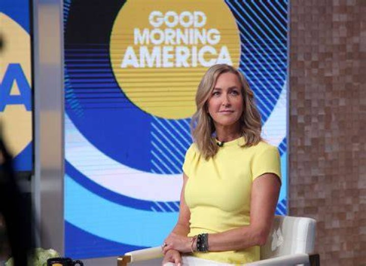Good Morning America stars Lara Spencer, Robin Roberts, and George Stephanopolous didn't seem to be in the Halloween spirit