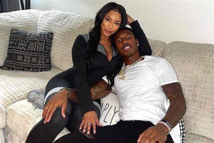 Gordon and Hardman are expecting