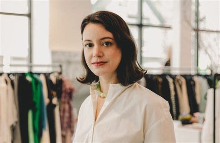 Gretchen Valade Net Worth, Income, Salary, Earnings, Biography, How much money make?