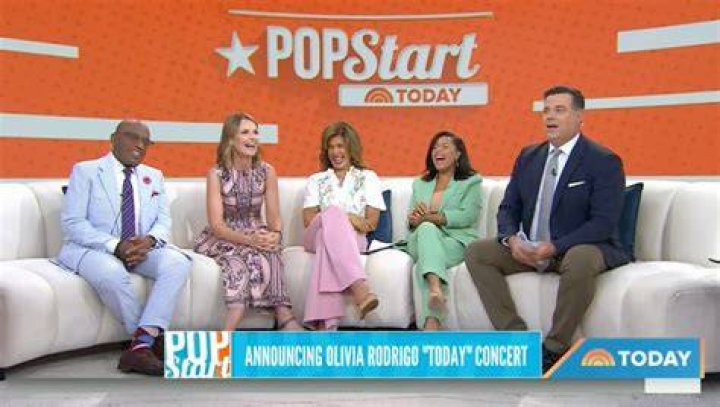 He told his co-hosts to 'hit' him if he ever used the word 'lit' again