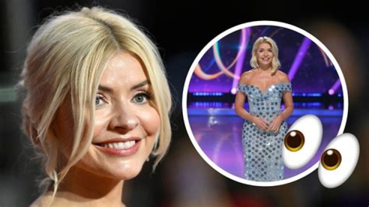 Holly Willoughby is now sporting the long bob common with women in their 40s