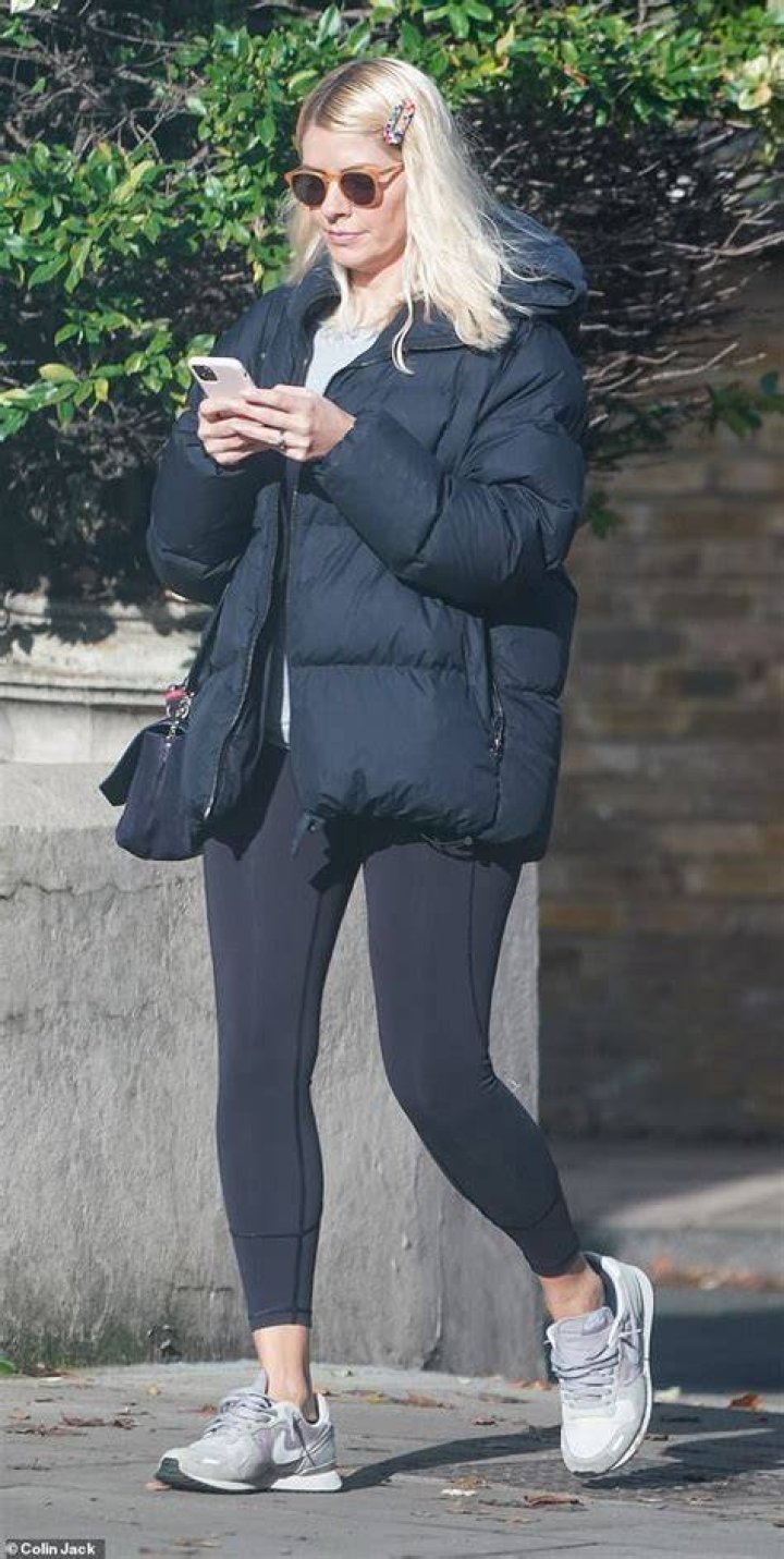 Holly Willoughby looked casual and fresh-faced before her red carpet debut