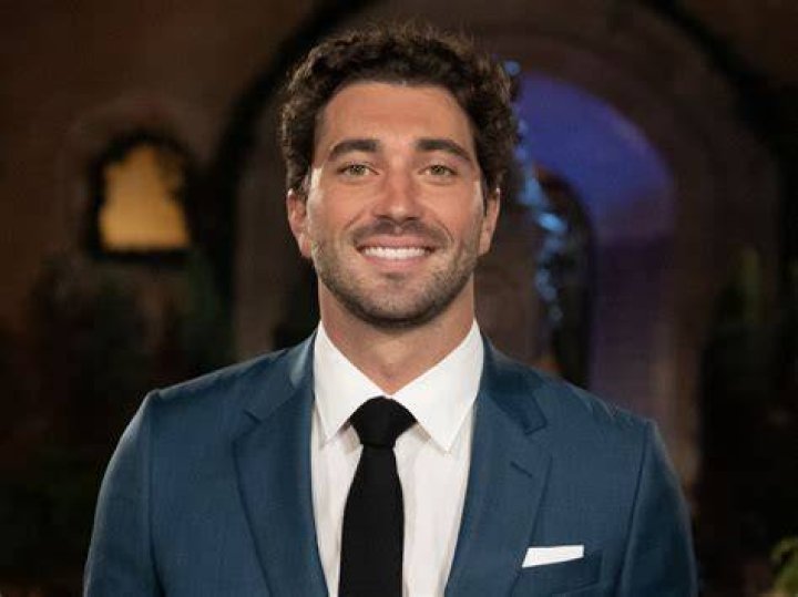 How Does Joey Graziadei s Unprecedented Season of The Bachelor End 4 Theories About the Final Rose 706