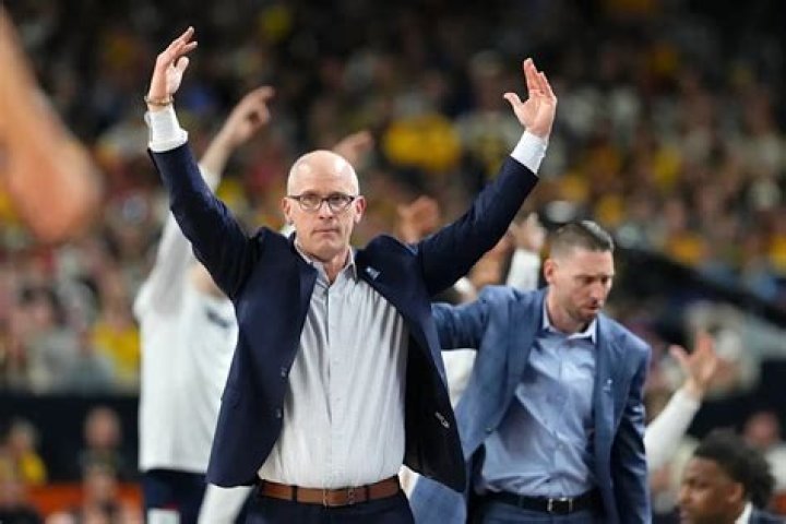 How Much Money Does Dan McLaughlin Make? Latest Dan McLaughlin Net Worth Income Salary