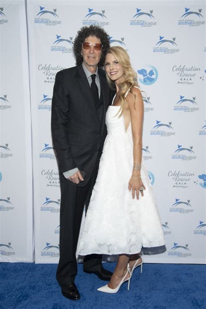 Howard and Beth Stern attend the North Shore Animal League America's Annual Celebrity Get Your Rescue On Gala at Pier Sixty at Chelsea Piers on November 30, 2018 in New York City