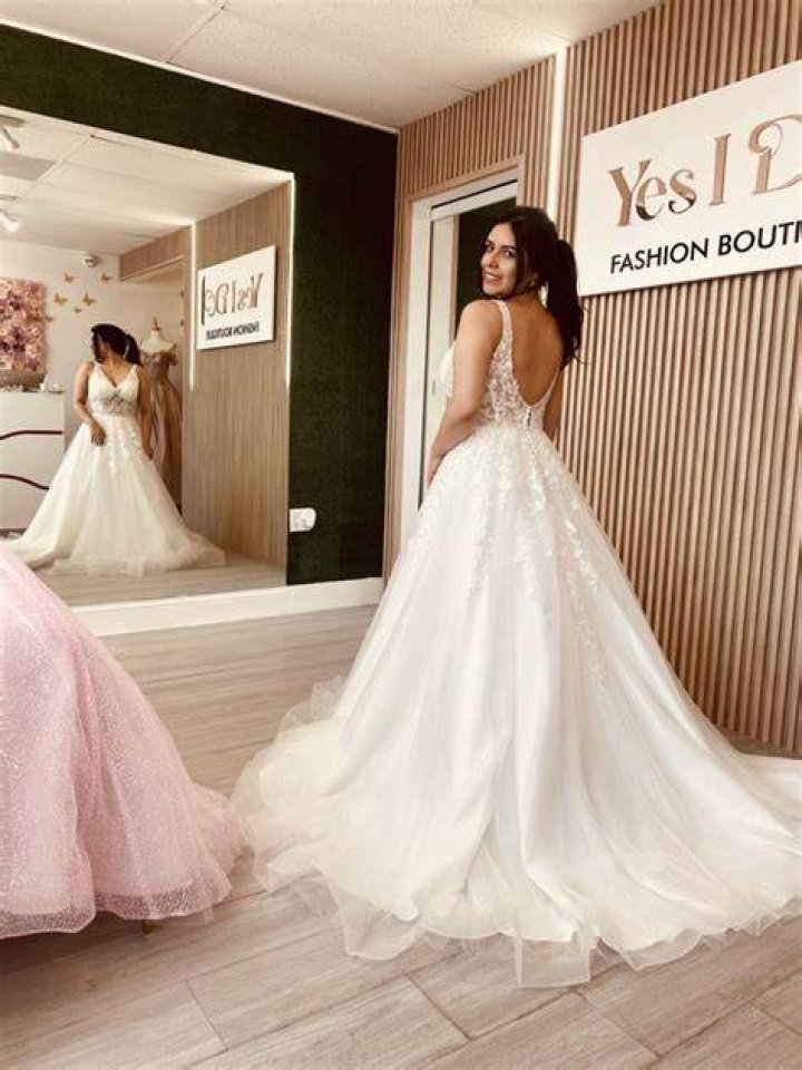 I Do Bridal Boutique in Fort Wayne, Indiana announced its closure on Friday via Facebook