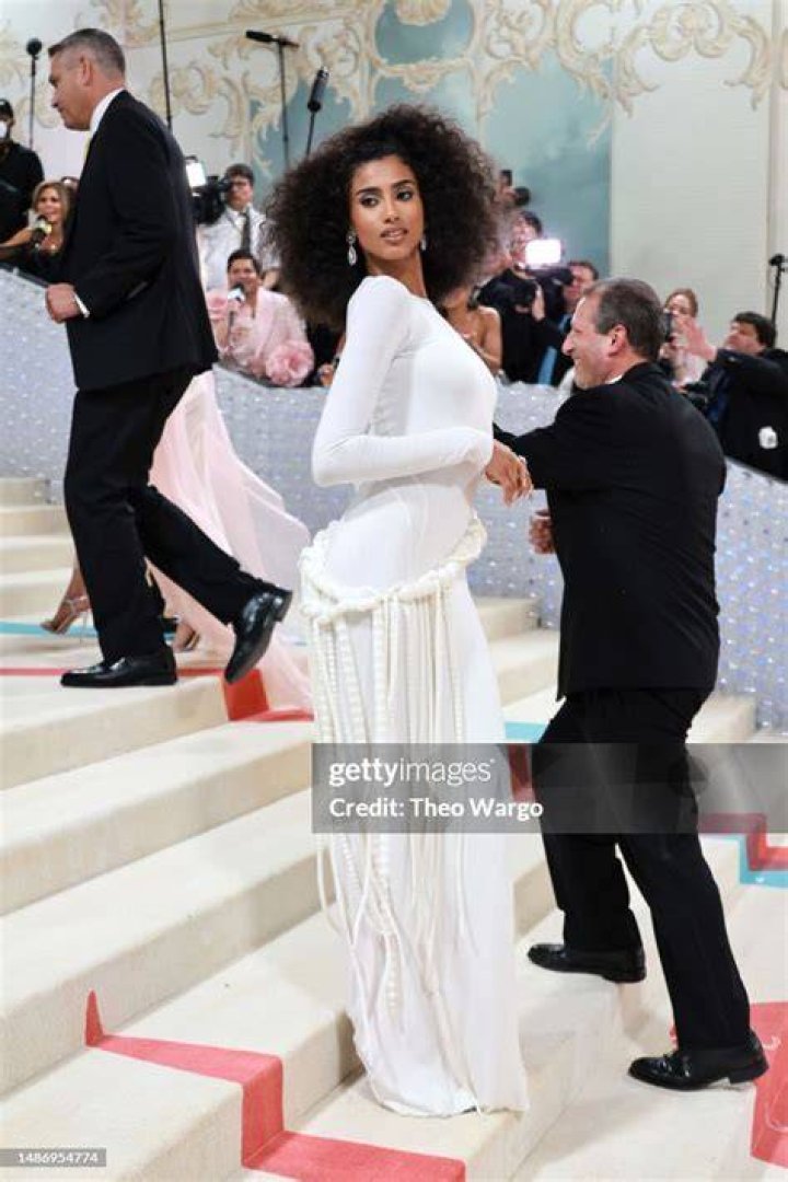 Imaan Hammam recently wowed in red Victoria Secret lingerie