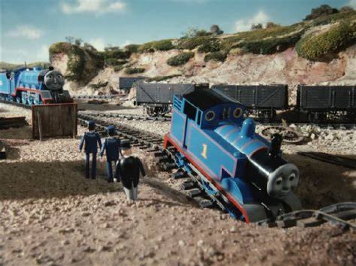  In the footage, Thomas can be seen with the giant teeth poking out of his mouth when he is spotted by his owner