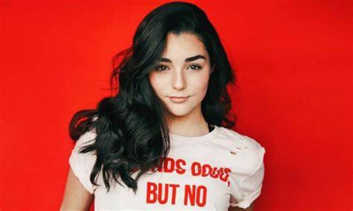 Indiana Massara Height, Biography, Wiki, Age, Boyfriend, Net Worth
