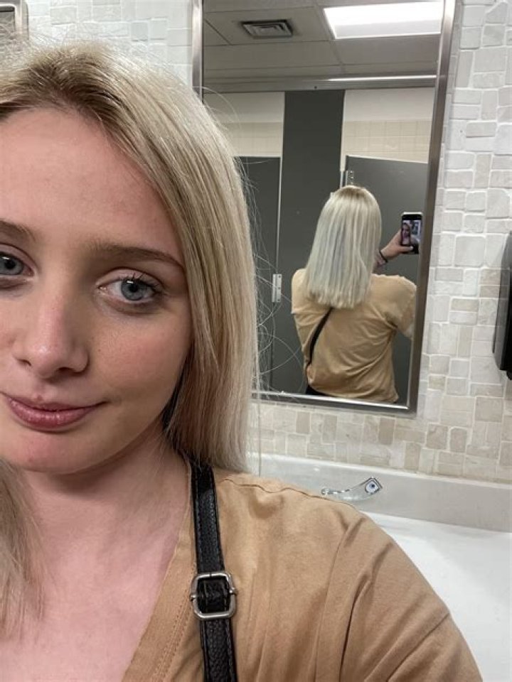 Ines even went blonde at one point