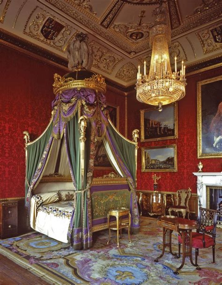 Inside Queen Elizabeth II Windsor Castle Christmas Decorations