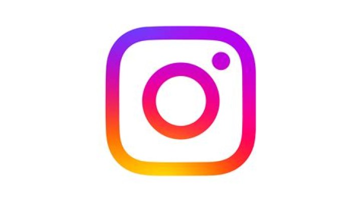  Instagram's 'related hashtag' feature appeared to favor Donald Trump over Joe Biden