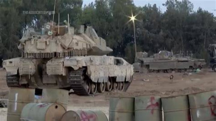 Israeli tanks rumble through Gaza ahead of the mission