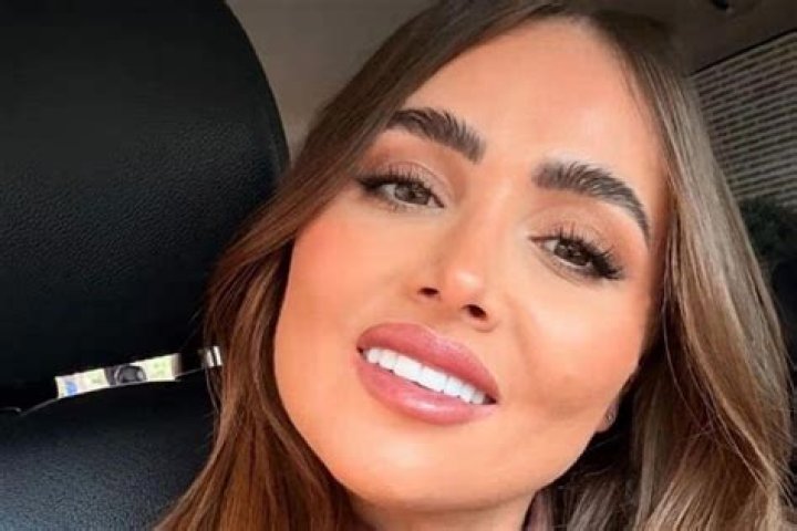 Jade said the procedure left her 'swollen and in pain'