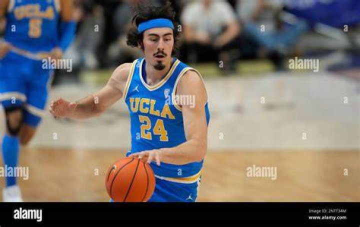 Jaime Jaquez Jr. #24 of the UCLA Bruins