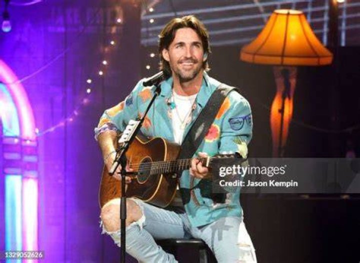 Jake Owen performs during the Route 91 Harvest country music festival at the Las Vegas Village in Las Vegas on October 1, 2017.