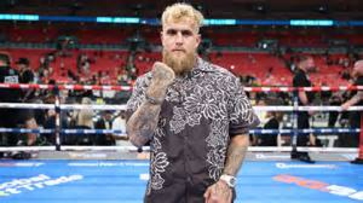 Jake Paul ordered a £73,000 pendant of the McGregor pose