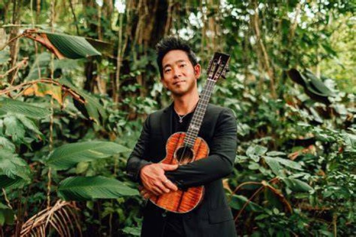 Jake Shimabukuro Age, Wikipedia, Biography, Height, Weight, Net Worth in 2021 and more