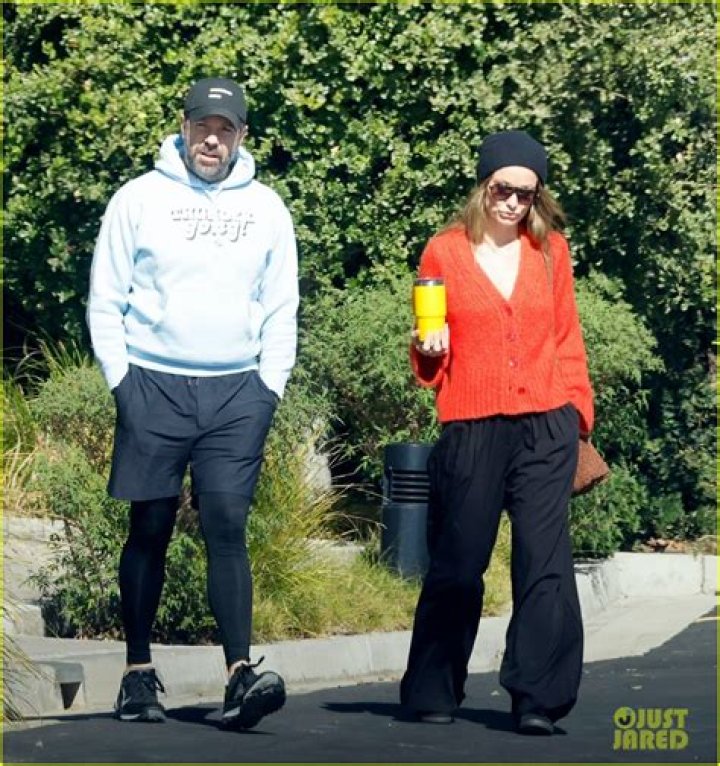 Jason Sudeikis Spotted for 1st Time Since Serving Olivia Wilde Custody Docs