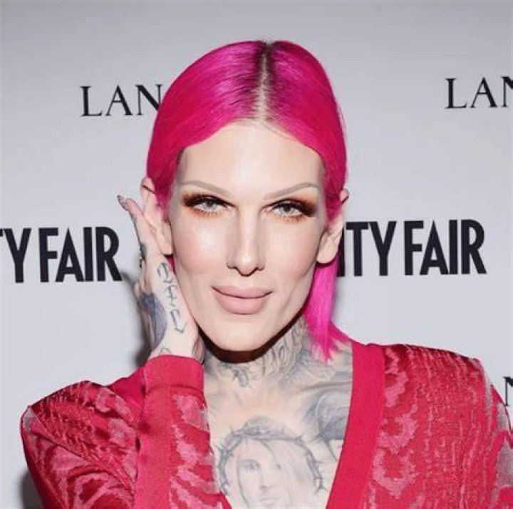Jeffree Star's beautiful Tiffany-blue Senna is the most expensive car he currently owns, with a whopping $1million price tag