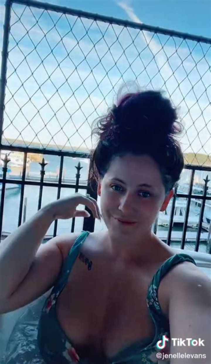 Jenelle posed in a bikini while vacationing in Key Largo, Florida