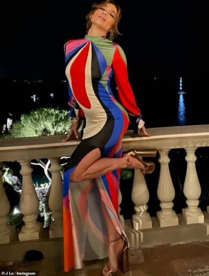 Jennifer showed off her figure online previously