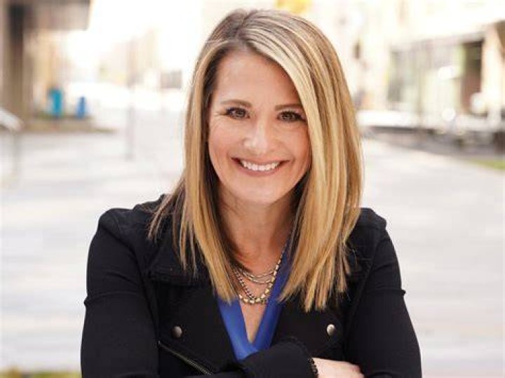 Jennifer Van Buskirk Net Worth, Income, Salary, Earnings, Biography, How much money make? Jennifer Van Buskirk Net Worth, Income, Salary, Earnings, Biography, How much money make?