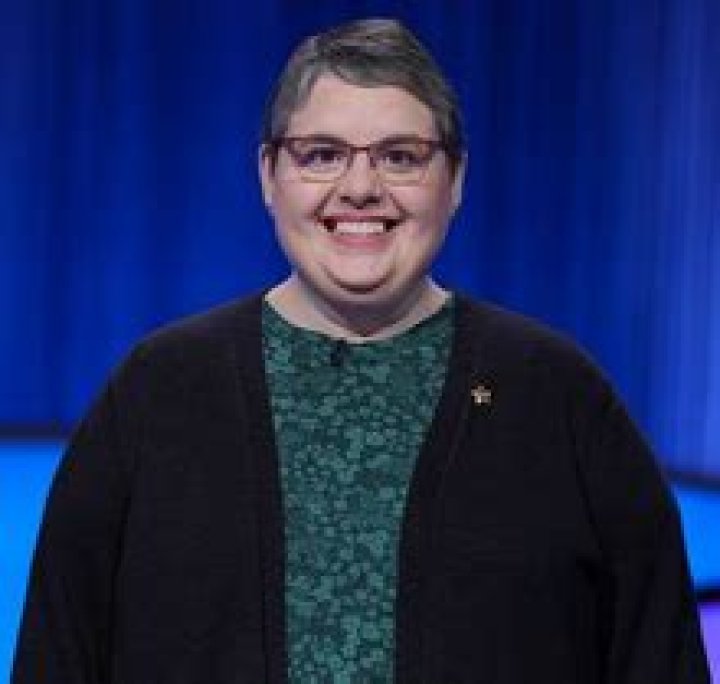 Jeopardy! contestant Julie Sisson got a rare gift from Ken Jennings