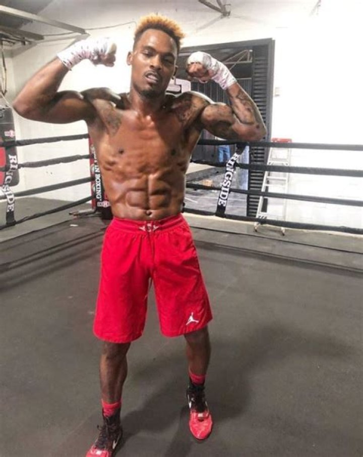 Jermell began his professional career on December 8, 2007, after picking up a knock out win over Corey Sommerville