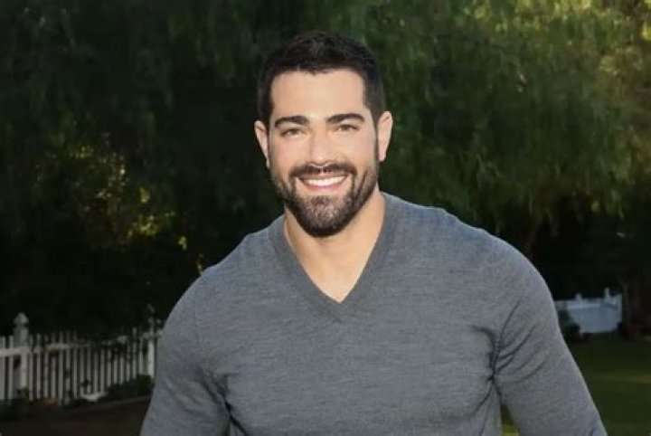 Jesse Russell Net Worth, Income, Salary, Earnings, Biography, How much money make?