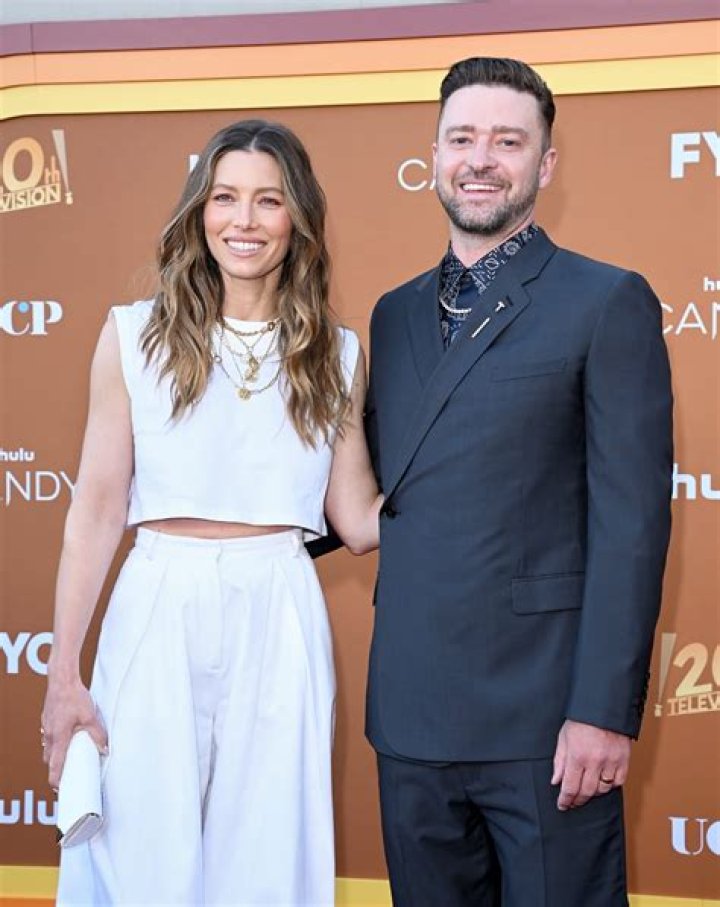 jessica-biel-justin-timberlake-bday-tribute