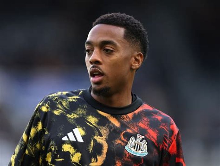 Joe Willock capped of a superb night for the visitors