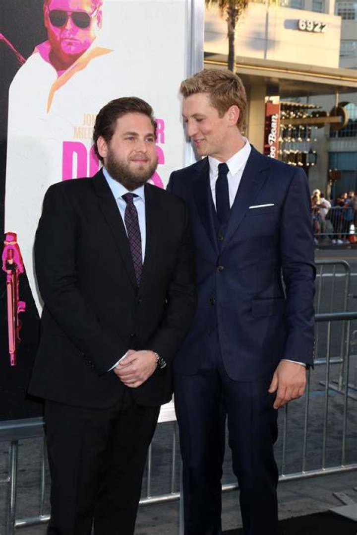 Jonah Hill and Miles Teller in War Dogs.