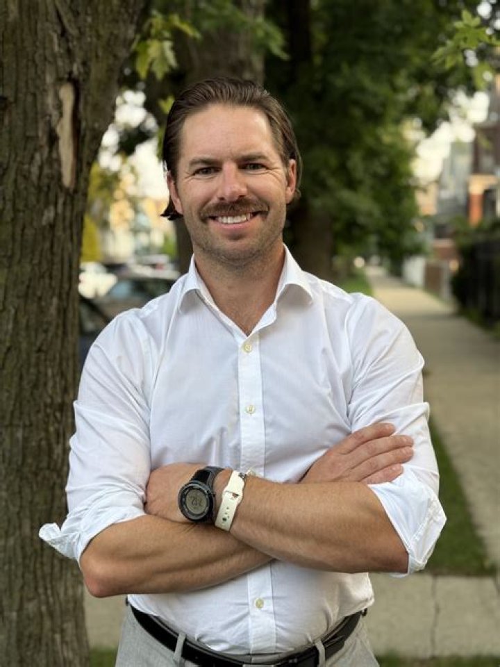 Jonathan, 33, is from Illinois