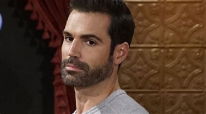 Jordi Vilasuso is Rey Rosales on The Young and the Restless