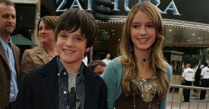 Josh Hutcherson and Lanchen Mihalic during the Los Angeles Premiere of Zathura: A Space Adventure in 2005