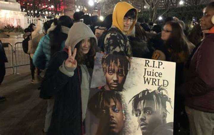  Juice Wrld told fans he loved them 'more than life'