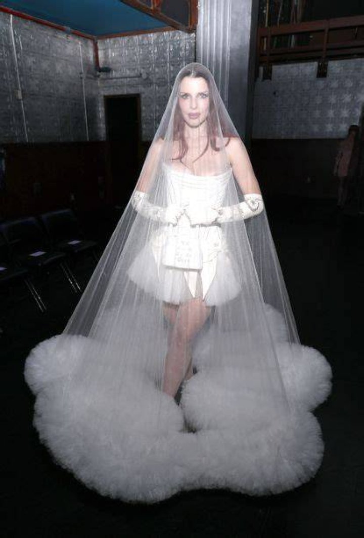 Julia wore a wedding veil with her all-black ensemble