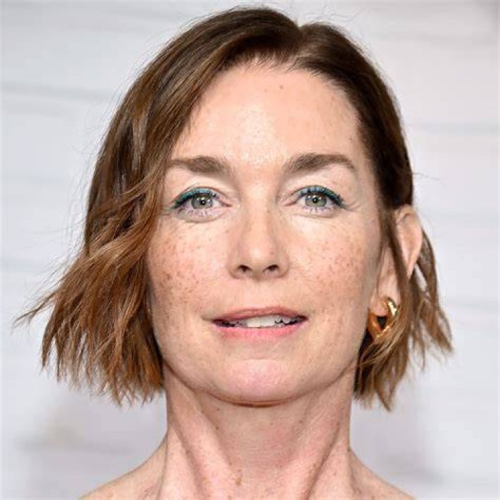 Julianne didn't rate Leo's sexual performance well, according to her niece Star