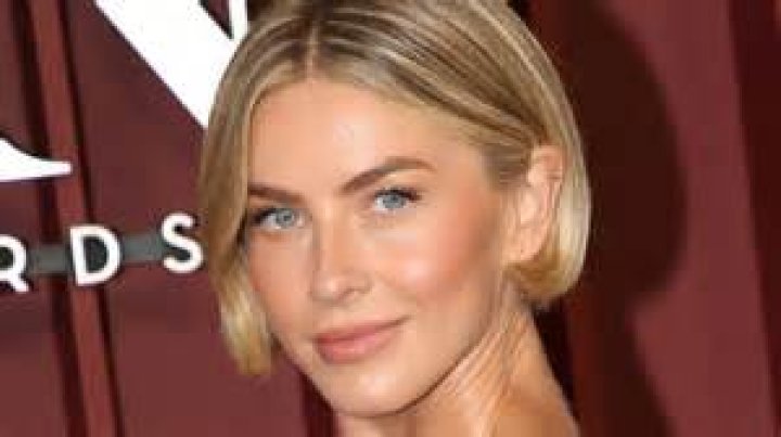 Julianne Hough has shocked fans with a drastic new look