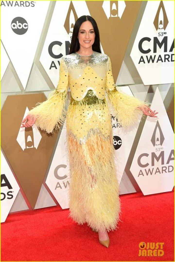 kacey-musgraves-cmas-2019