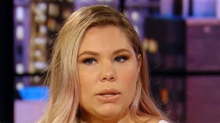 Kailyn Lowry confirmed she was pregnant with twins in October 2023 following months of speculation