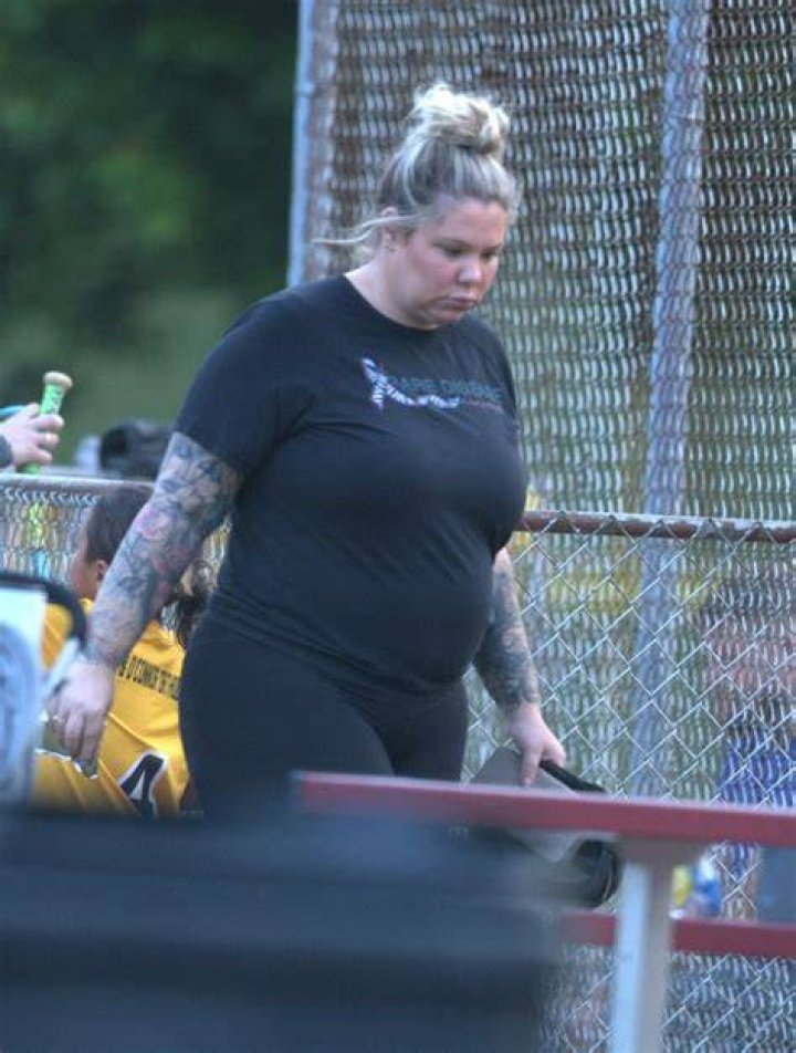 Kailyn Lowry seemed to have a baby bump at son Lux&rsquo;s baseball game in Smyrna, Delaware