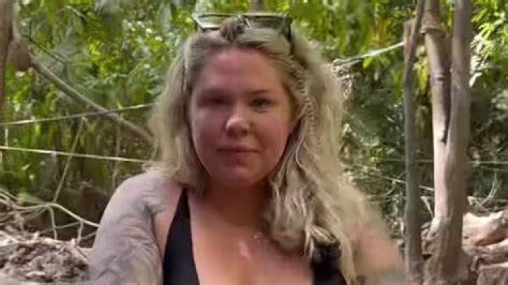 Kailyn nearly spilled out of her bikini while on a Thailand vacation