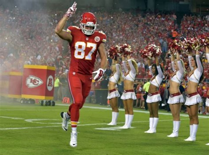 Kansas City Chiefs tight end Travis Kelce is known for his perfectly trimmed facial hair