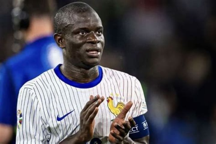 Kante had to be convinced to hold the World Cup by his peers because he was initially to shy