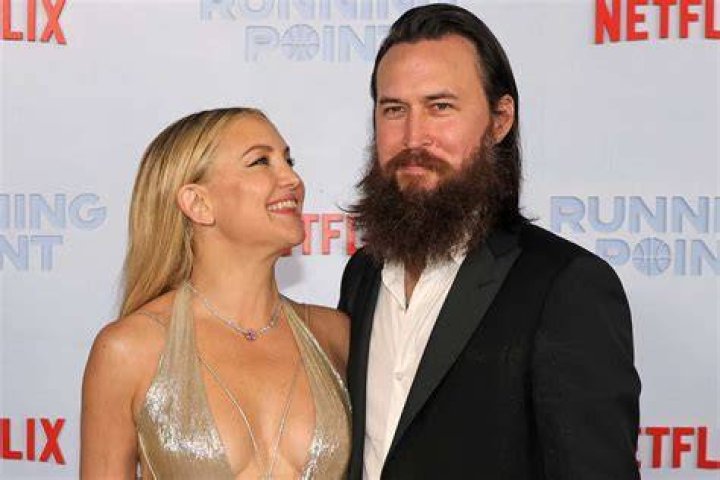 Kate Hudson Wants To Find Her &lsquo;How To Lose a Guy in 10 Days&rsquo; Dress