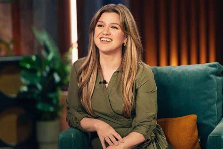 Kelly Clarkson Had a 'Hard Time' Singing OG 'Piece by Piece' Lyrics After Brandon Blackstock Divorce